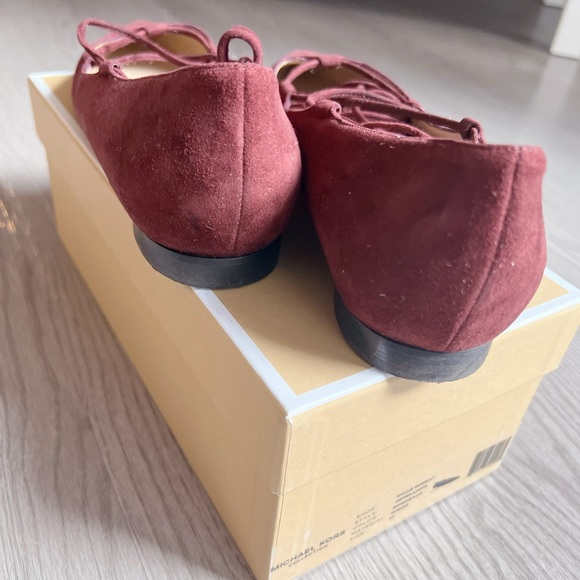 Michael Kors Collection Kallie Runway Lace Up Flat - Picture 6 of 14